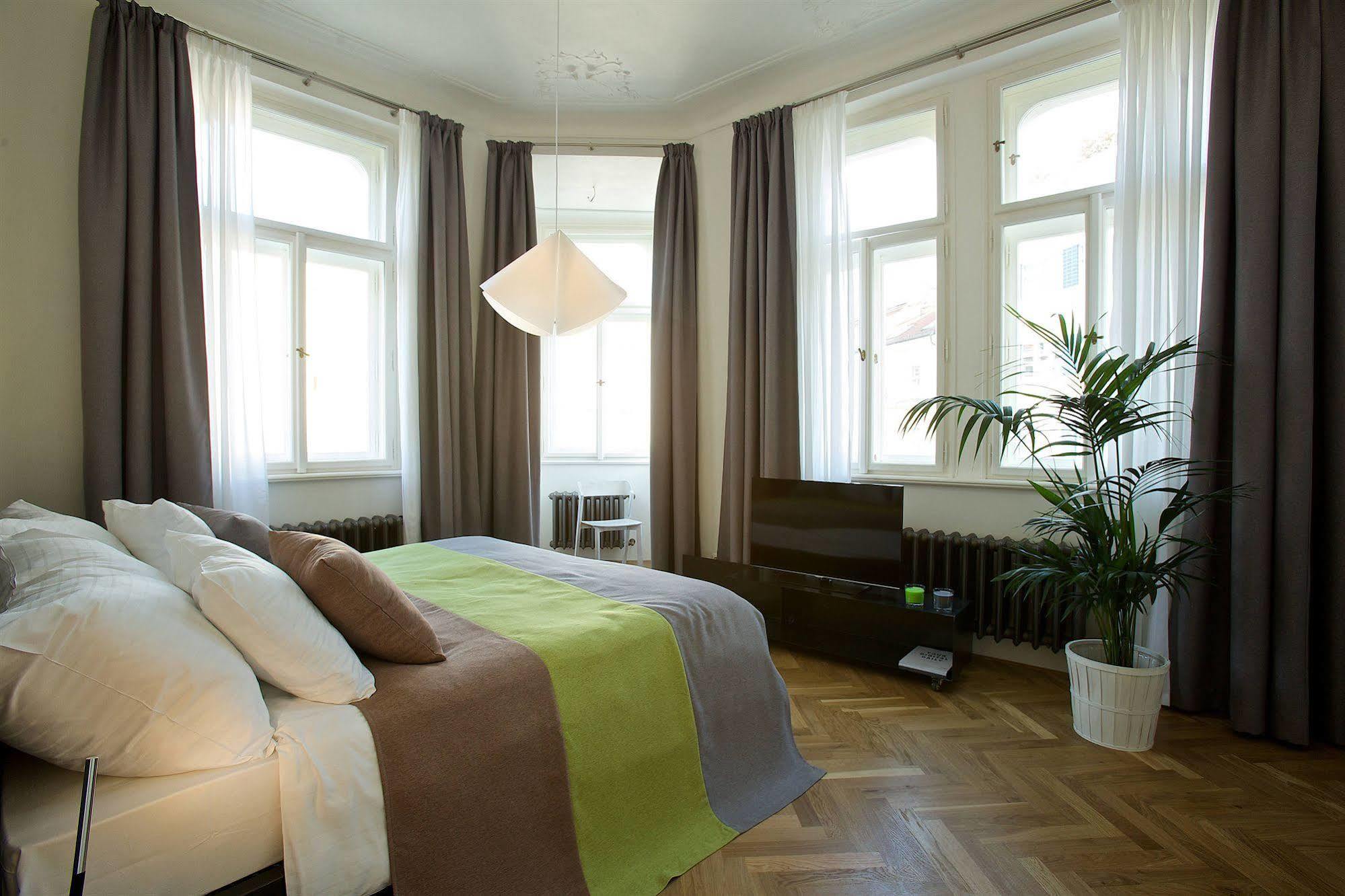 Aparthotel Mooo Downtown Praga Exterior foto