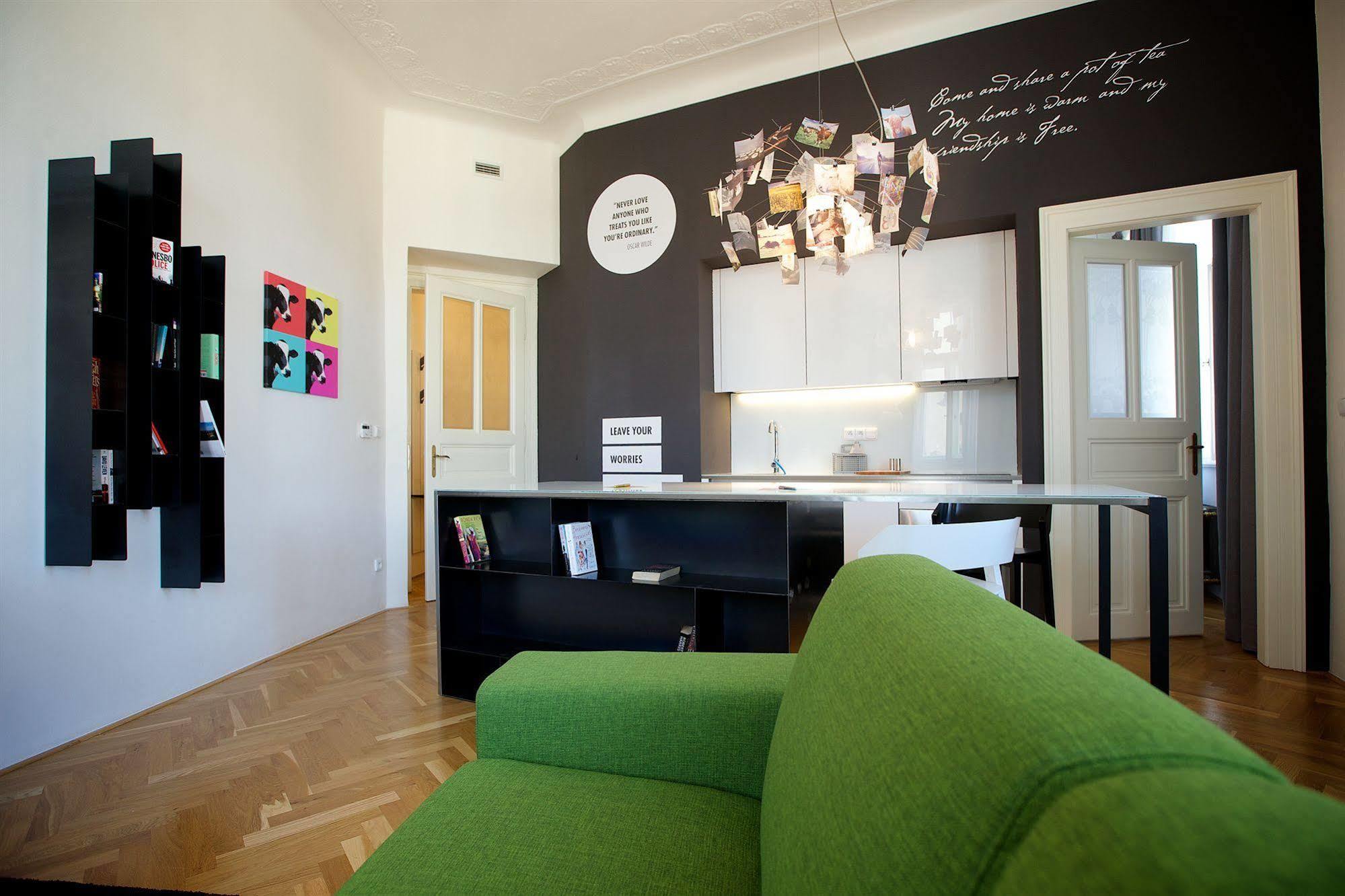Aparthotel Mooo Downtown Praga Exterior foto