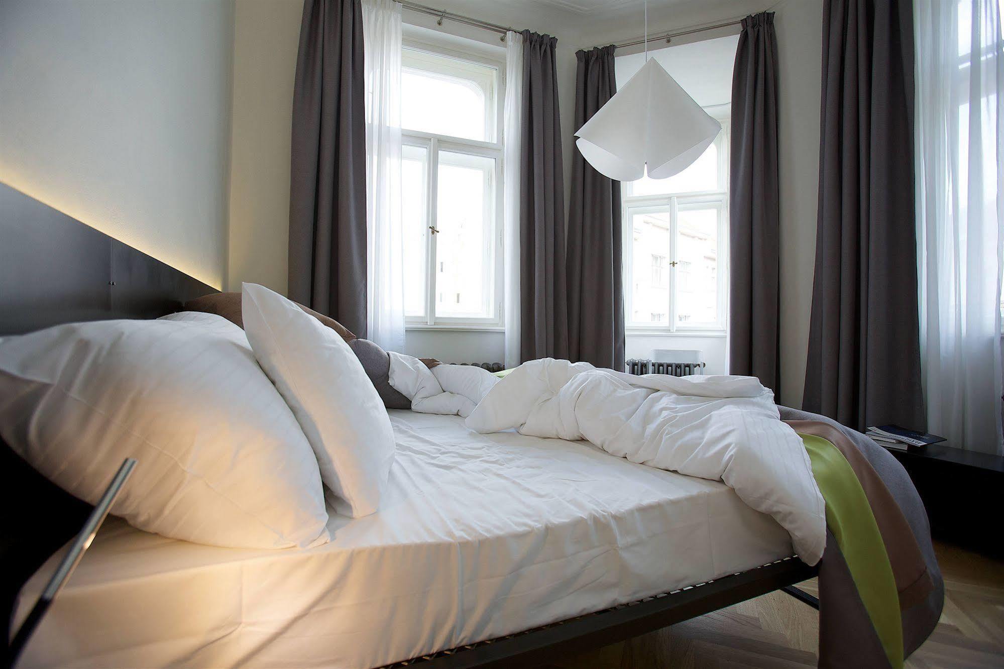 Aparthotel Mooo Downtown Praga Exterior foto
